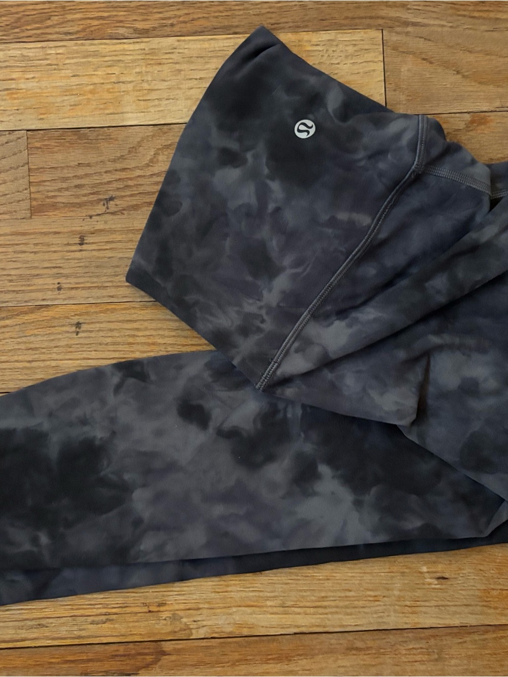 lululemon athletica Women's Black Grey Tie-Dye Leggings